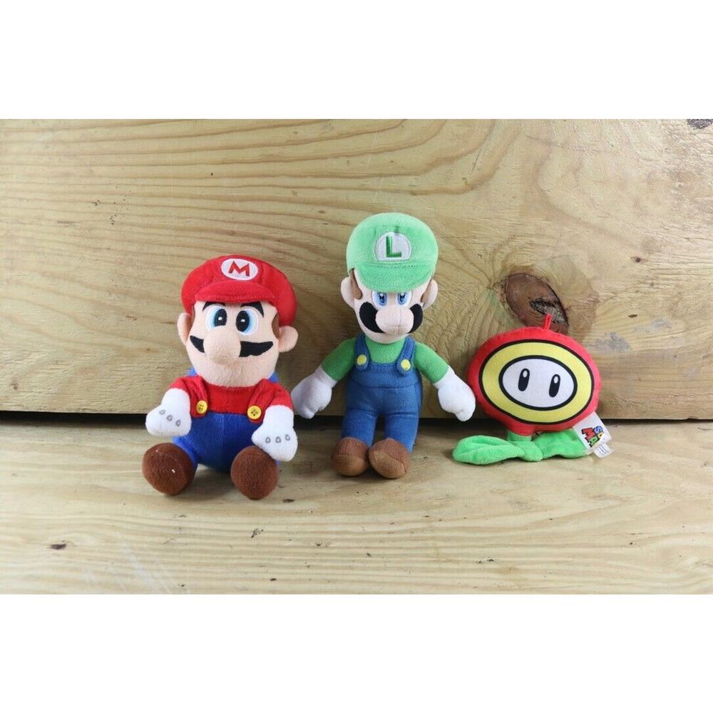 Super Mario Bros Lot of 3 Mario Luigi World Fire Flower Nintendo